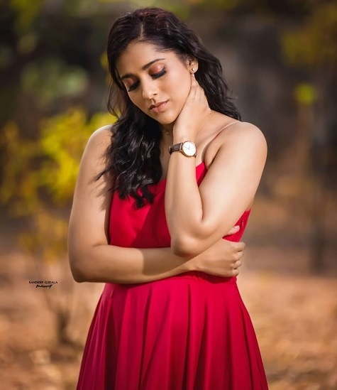 Rashmi Gautam Photos HD