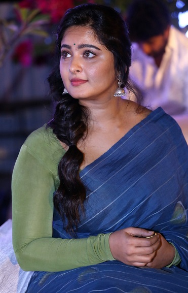 Anushka Shetty HD Wallpaper