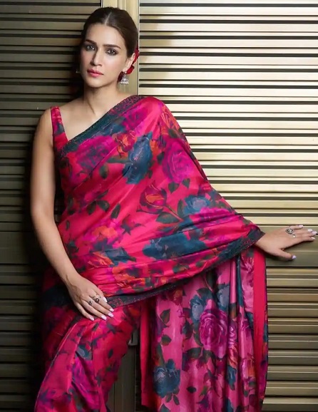 Kriti Sanon In Saree Photos