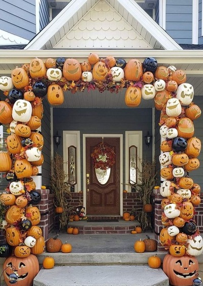 Entrance Halloween Decorations
